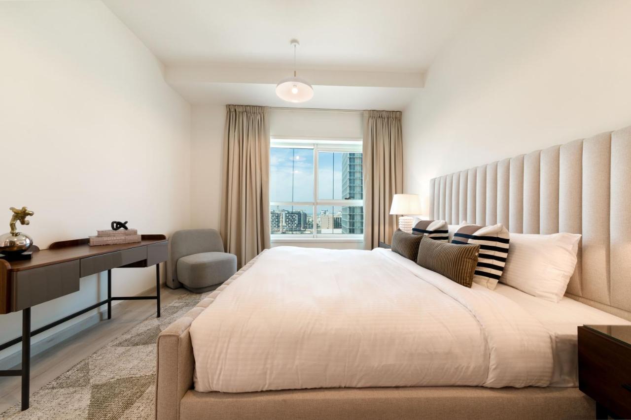 شقة Maison Privee - Millennium Executive Tower دبي المظهر الخارجي الصورة